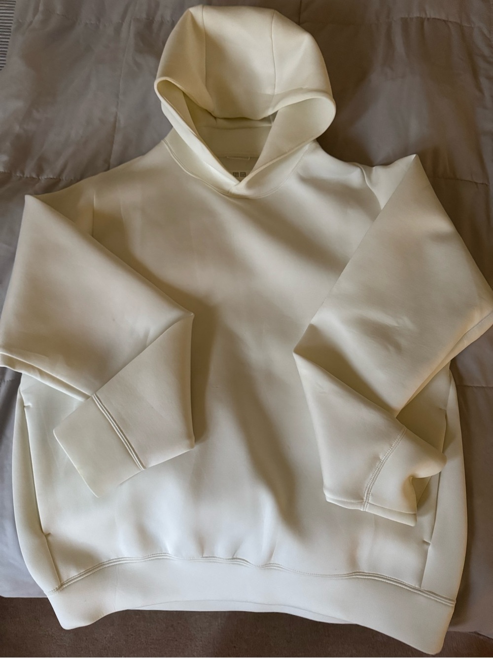 Uniqlo Off-White/Cream Hoodie